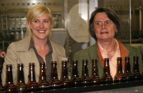 Warsteiner Brauerei: Warsteiner Brauerei baut Standort aus / Christa Thoben, Ministerin für Wirtschaft, Mittelstand und Energie des Landes Nordrhein-Westfalen, nahm 20 Millionen-Euro-Investition in Betrieb