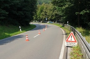 Polizeipr&auml;sidium Nordhessen: POL-KS: Verkehrskontrollen in Fuldatal: Berauschter Motorradfahrer nach Flucht gestellt; Schreckschusspistole sichergestellt