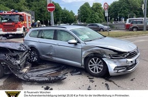 Feuerwehr München: FW-M: Verkehrsunfall mit zwei Verletzten (Fürstenried)