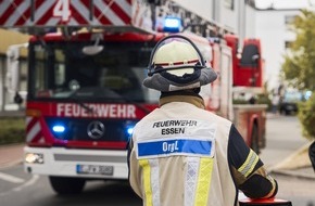 Feuerwehr Essen: FW-E: Reizgasaustritt an Schule - Mehrere Jugendliche betroffen