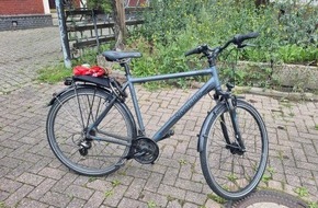 Polizeiinspektion Wilhelmshaven/Friesland: POL-WHV: Fahrrad sichergestellt - Polizei bittet um Hinweise