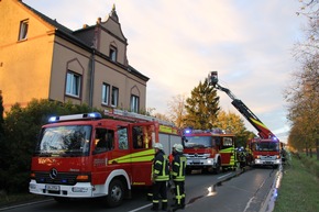 FW-WRN: Feuer_3 - Brand im Schlafzimmer