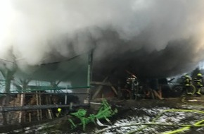 Feuerwehr Olpe: FW-OE: Gebäudebrand in Siedenstein
