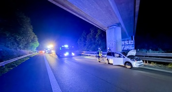 FFW Gemeinde Schwalmtal: FFW Schwalmtal: Verkehrsunfall auf der A 52 in Fahrtrichtung D&uuml;sseldorf