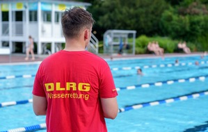DLRG - Deutsche Lebens-Rettungs-Gesellschaft: Weit mehr als 20.000 Menschen machten den Schwimm-Check: &Uuml;ber 18.000 Abzeichen bei den Schwimmabzeichentagen 2026 vergeben