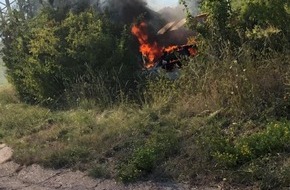 Polizeidirektion Landau: POL-PDLD: Bad Bergzabern Pkw-Brand