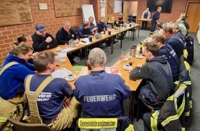 Kreisfeuerwehr Oldenburg: FW-OLL: Seminar Deichsicherheit & Hochwasserschutz im Landkreis Wesermarsch