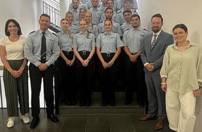 Polizeipr&auml;sidium Hamm: POL-HAM: Herzlich willkommen in Hamm: 30 neue Kommissaranw&auml;rterinnen und -anw&auml;rter haben ihr erstes Praktikum begonnen.