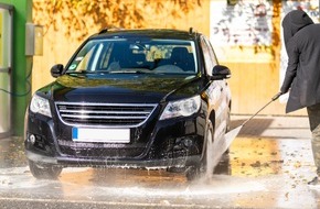 Deutsche Tamoil GmbH: Fit für die neue Autosaison: Mehr als jeder Dritte startet mit Fahrzeug-Check in den Frühling