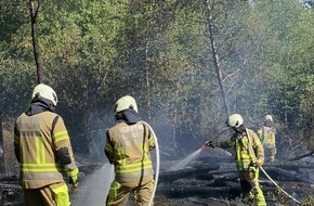 Feuerwehr Iserlohn: FW-MK: Waldbrand auf der Rauhen Hardt