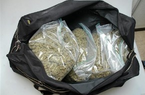 Polizei Rhein-Erft-Kreis: POL-REK: Mit fünf Kilogramm Marihuana erwischt - Elsdorf
