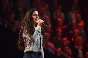 SAT.1: "The Voice Kids": Vom Grunge-Girl zur Balladen-Queen - zweite Chance für Selina (14)