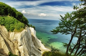 LichtBlick SE: Repräsentative Umfrage: Die Ostsee ist in Deutschland das beliebteste Ferienziel 2019