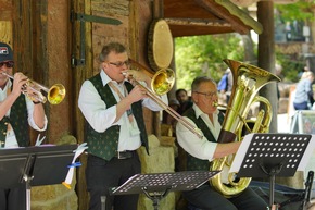 Bärenstarkes Wochenende im Wildparadies Tripsdrill