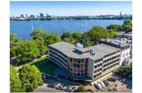 Carl Remigius Fresenius Education Group: Interviewangebot und Presseeinladung: Carl Remigius Fresenius Education Group feiert am 18. September 175-jähriges Jubiläum mit öffentlichem Event am Campus in Hamburg  + Inverviewmöglichkeit mit ...