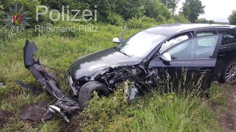 Polizeipräsidium Westpfalz: POL-PPWP: Verkehrsschild umgefahren