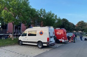 Feuerwehr Rhein-Pfalz-Kreis: FW RPK: Evakuierung von 410 Fahrgästen nach Zugunfall in Bobenheim-Roxheim