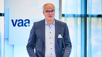 VAA - F&uuml;hrungskr&auml;fte Chemie und Pharma: Deutschlands wichtigste St&auml;rke sind die Menschen
