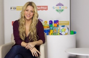 Mattel GmbH: Fisher-Price startet globale Partnerschaft mit Shakira und der Barefoot Foundation (FOTO)