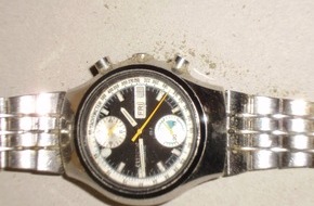 Polizeiinspektion Cuxhaven: POL-CUX: Spaziergänger bergen Leichnam aus Watt (Bild einer mitgeführten Armbanduhr als Download in der digitalen Pressemappe)