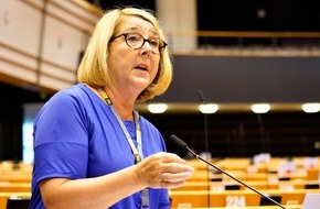 Europäischer Ausschuss der Regionen: Städte und Regionen begrüßen EU-Unterstützung für einen sozial gerechten und nachhaltigen Wandel / "Das Saarland wird neben vielen anderen profitieren", erklärte Vize-Präsidentin Isolde Ries