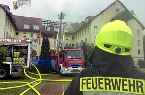 Polizeipräsidium Westpfalz: POL-PPWP: Dachstuhl-Brand in Seniorenheim