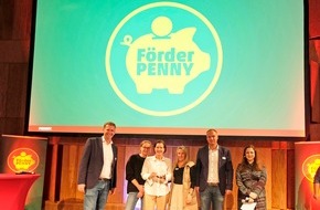 PENNY Markt GmbH: Förderpenny: Bunter Kreis Kleverland gewinnt und bekommt 10.000 Euro
