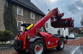 Feuerwehr Detmold: FW-DT: Ölspur in Heiligenkirchen erfordert Feuerwehreinsatz