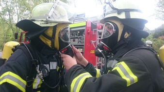 Freiwillige Feuerwehr Werne: FW-WRN: Brennt Hecke am Goetheweg