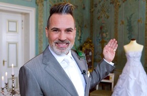 sixx: Crazy! Heiraten im Schalke-Trikot?! sixx zeigt die verrücktesten Hochzeiten in "Frooncks Top 10 Weddings" am Dienstag, 13. März 2012, um 21.20 Uhr auf sixx (mit Bild)