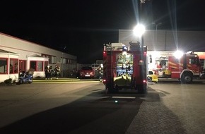 Feuerwehr Plettenberg: FW-PL: Drei Brandmeldungen beschäftigten am Donnerstagmorgen fast die gesamte Plettenberger Feuerwehr.