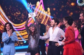 SAT.1: Sarah Lombardi gewinnt SAT.1-Show "Dancing on Ice"