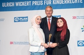 Plan International Deutschland e.V.: Ulrich Wickert Preis für Kinderrechte zum achten Mal in Berlin an Journalisten verliehen