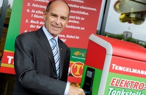 Unternehmensgruppe Tengelmann: Einweihung der ersten Ökostrom-Tankstelle am Tengelmann Klimamarkt / Neuer Service an Deutschlands erstem CO2-freien Supermarkt in Mülheim an der Ruhr (mit Bild)