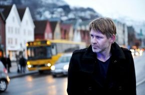 ZDF: "Varg Veum - Den Tod vor Augen" als Free-TV-Premiere im ZDF/ Norwegischer Krimi mit Trond Espen Seim (BILD)