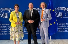 FREIE WÄHLER Bundesvereinigung: FREIE WÄHLER Europaabgeordnete zur Wahl der EU-Kommission