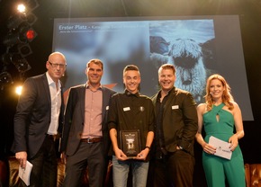 Schwarznasenschaf Berta gewinnt den PR-Bild Award für die Schweiz