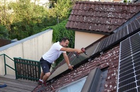 Max Wagner Autarkie GmbH: PV-Anlage im Winter: Experte verrät, was bei Schnee auf den PV-Modulen zu tun ist