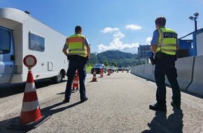 Bundespolizeidirektion München: Bundespolizeidirektion München: Zum Autokauf geschleust/ Bundespolizei weist Albaner ins Heimatland zurück