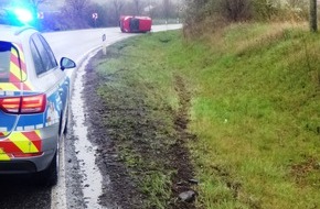 Polizeidirektion Worms: POL-PDWO: Offstein - Autofahrerin nach Überschlag leicht verletzt