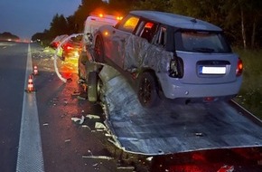 Polizeiinspektion Rotenburg: POL-ROW: ++ Hansalinie A1: Aktuelle Verkehrsbehinderungen nach Auffahrunfall ++