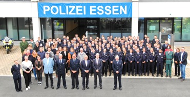 Polizei Essen: POL-E: Essen/Mülheim an der Ruhr: Wir heißen 141 neue Kolleginnen und Kollegen willkommen