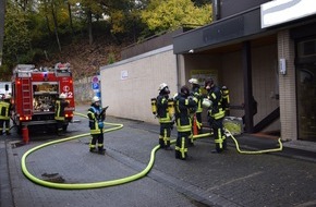 Feuerwehr Lennestadt: FW-OE: Wohnungsbrand - Feuer in einem Vorratsraum