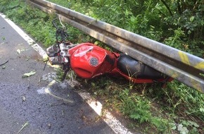 Feuerwehr Ennepetal: FW-EN: Verkehrsunfall mit  2 Motorrädern (Bildmaterial vorhanden)