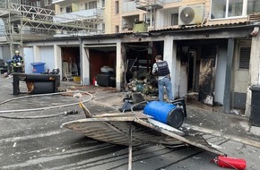 Feuerwehr Dortmund: FW-DO: Garagenbrand in der Innenstadt