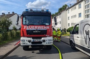 Feuerwehr der Stadt Arnsberg: FW-AR: Bestätigter Küchenbrand in Mehrfamilienhaus