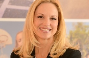 AISTS: Frühere Vizepräsidentin von Nike, Access to Sport: Schlussrednerin an der AISTS-Diplomverleihungsfeier (BILD)