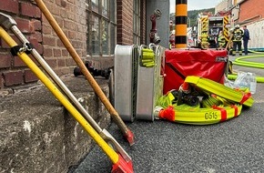 Feuerwehr Herdecke: FW-EN: Chemische Reaktion in Industriebetrieb - Feuerwehr Herdecke im langwierigen Einsatz