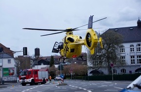 Feuerwehr Iserlohn: FW-MK: Bauunfall sorgt für Hubschrauberlandung auf der Brünninghaus Kreuzung