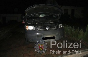 Polizeipräsidium Westpfalz: POL-PPWP: Enkenbach-Alsenborn-PKW in Brand gesetzt